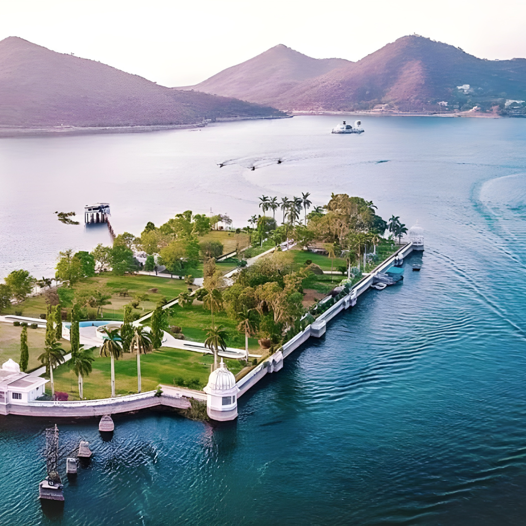 Mini Bus Service with Rajasthan Tours And Travels