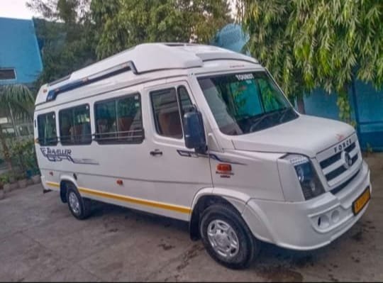 Tempo Traveler Service